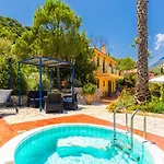 Villa Atlantis *