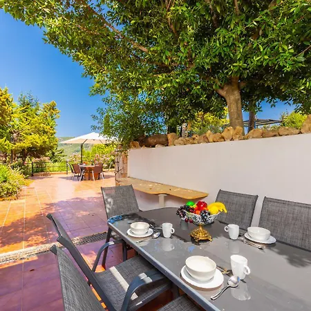 Willa Atlantis Kateleios